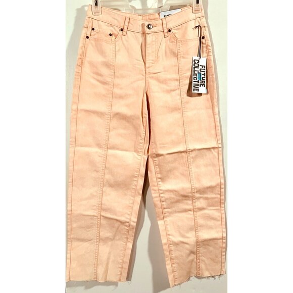 Future Collective Womens Mid-Rise Straight Jeans Peach Raw Hem NWT Size 6 - Picture 1 of 4